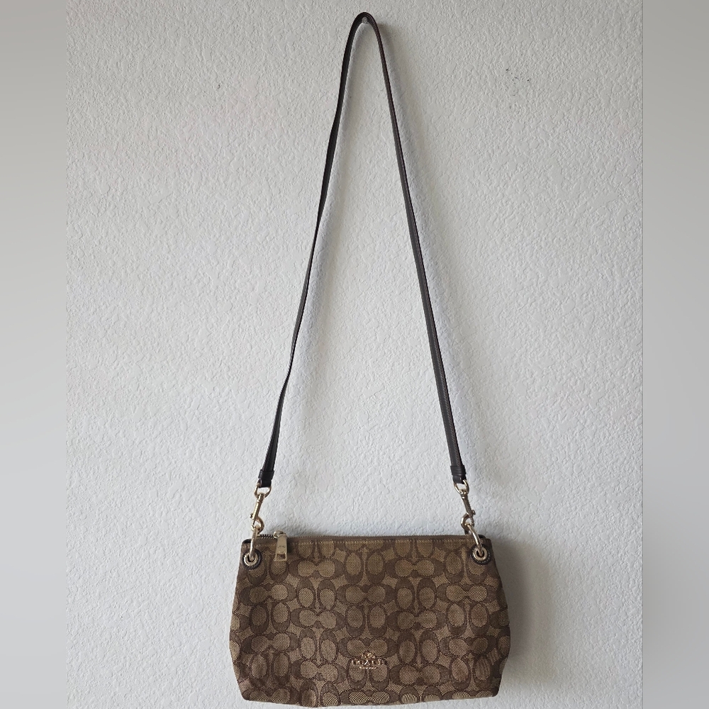 Coach Signature Patterned Crossbody Purse  Bag
